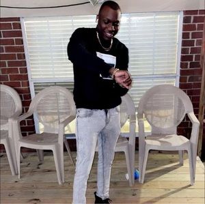 Meet your Posher, Cedrick